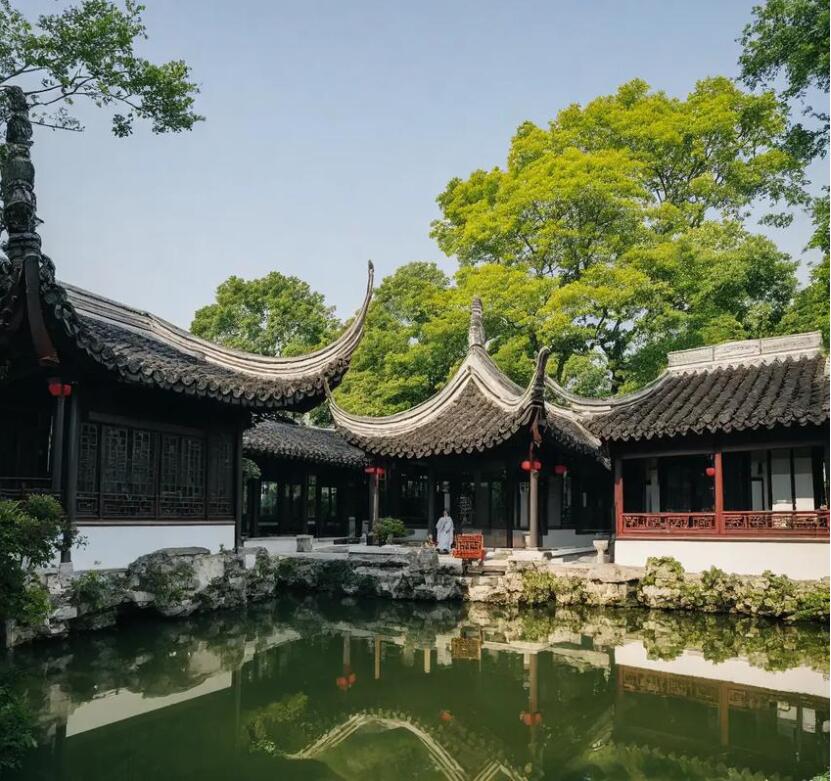 巴中花留土建有限公司